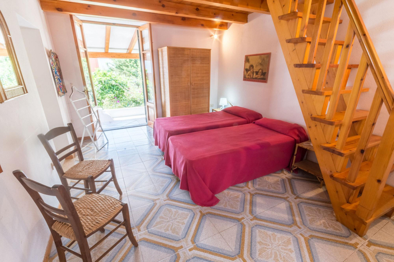 Bedroom 3, Baia Portinenti Hotel Residence, Messina