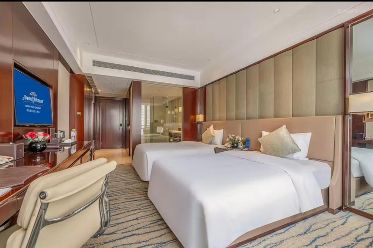 Bedroom 3, Howard Johnson Kangda Plaza Qingdao Hotel, Qingdao