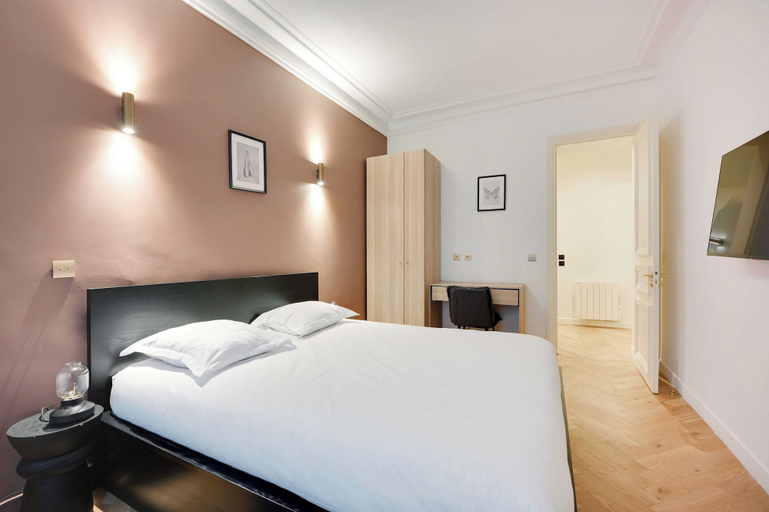 Room 3, Spacious Apartment - 3br-8p - Ternes, Paris