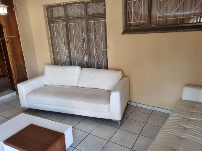 Bedroom 2, Miami guest house, Sedibeng