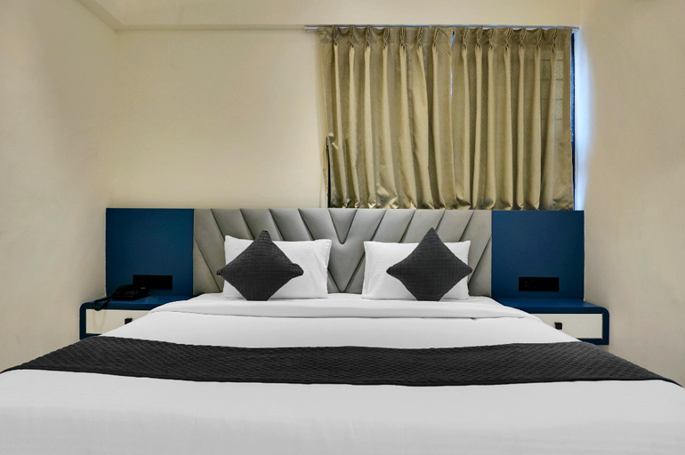 Bedroom 3, palm suites baner, Pune