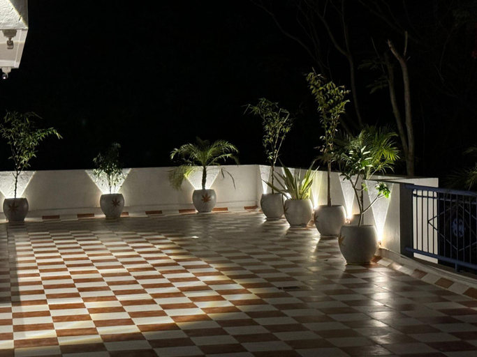 Others 4, La Tamara Suite, Viluppuram