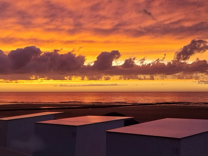 Others 5, Sleek Stay by the Sea, West-Vlaanderen