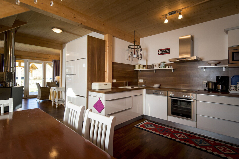 Others 4, Lovely Chalet With Sauna, Murau