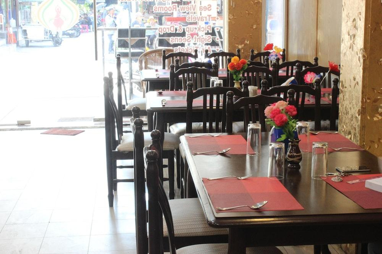Food & Drinks 5, New Pind Balluchi Inn, Pattaya