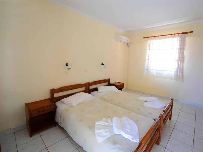 Bedroom 2, Gelli Apartments, South Aegean