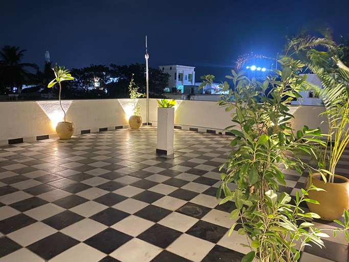 Others 5, Le Poshe Suite, Puducherry