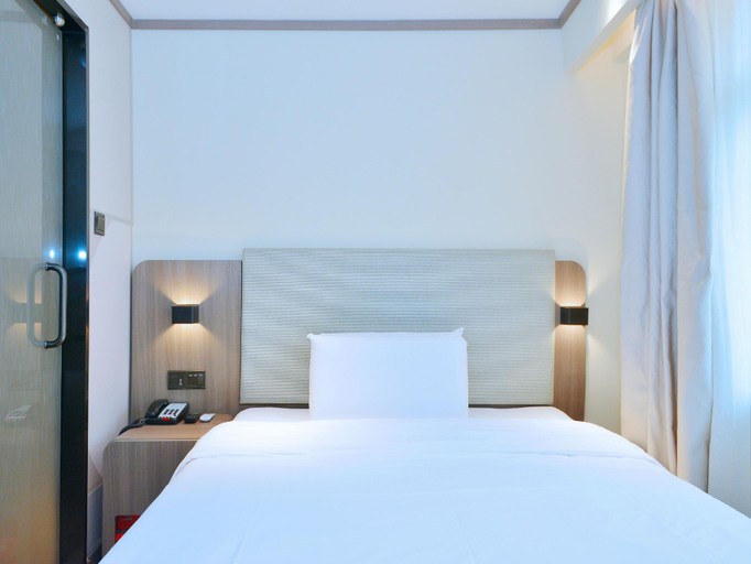 Bedroom 3, HanTing Hotel (Shenzhen Nanshan Subway Station), Shenzhen