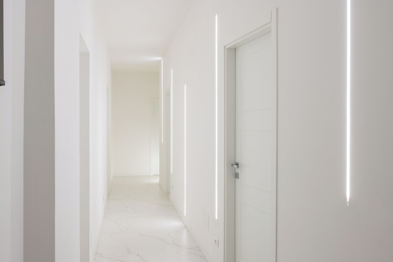Others 5, Excelsior Station Suite, Bologna