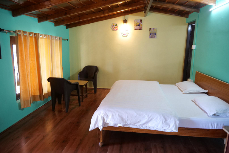 Bedroom 2, Sukoon Lake View BnB by Boho Stays, Nainital