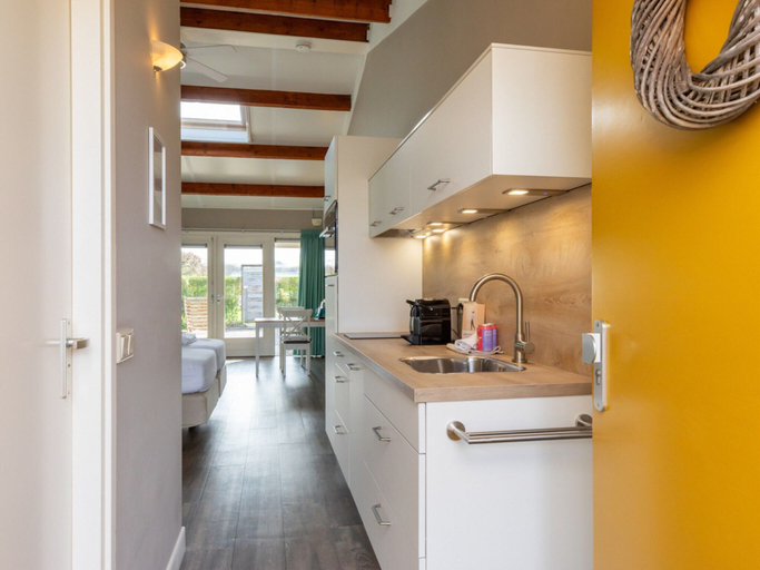 Private kitchen 4, Tranquil Ground-floor Hideaway, Veere