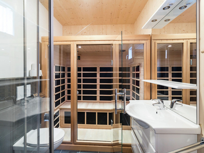 Bathroom 5, Chalet With Whirlpool tub, Murau