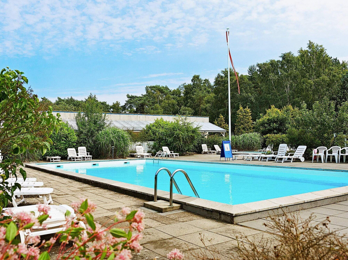 Pool 4, 4 Person Holiday Home in Nexo, Bornholm