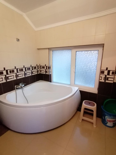 Bathroom 2, Solisdies, Anapskiy rayon