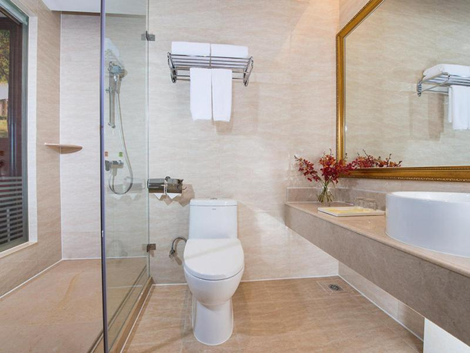 Bathroom 3, Vienna Hotel Shenzhen Nanshan Longzhu Branch, Shenzhen