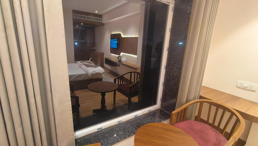 Bedroom 2, Hotel Blue Sapphire, Kota