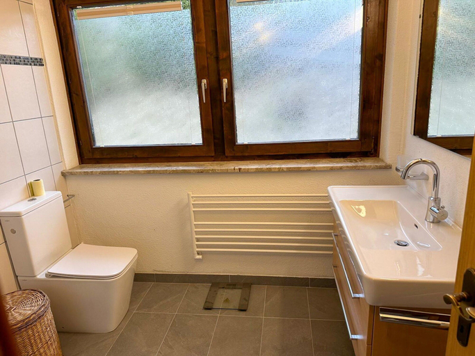 Bathroom 3, Warm & Welcoming Stay in Saalfelden, Zell am See