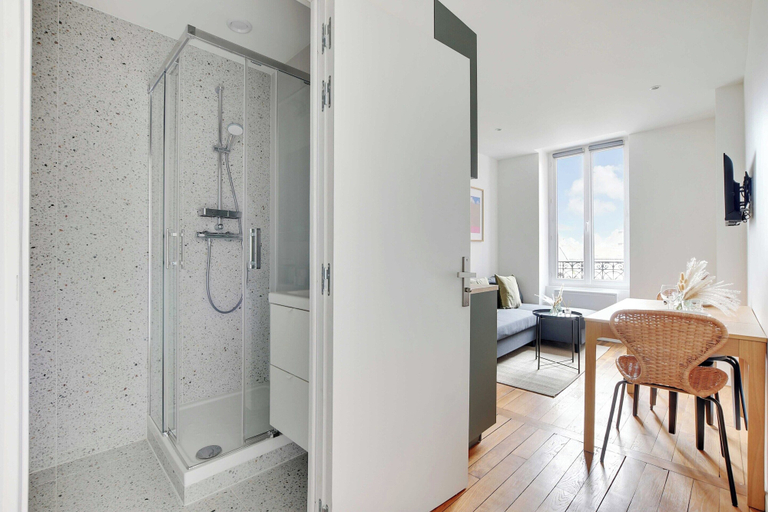 Bathroom 3, Modern Apartment - 1br-4p - Nanterre, Hauts-de-Seine