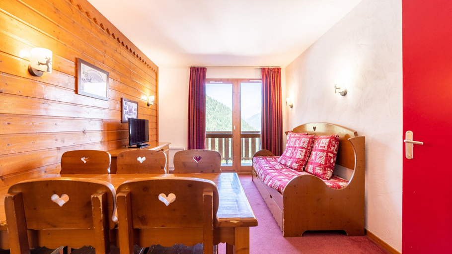 Primary image 1, Apartment in Modane With Ski Slope Access, Savoie