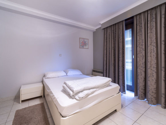 Room 1, Apartment in Middelkerke Near Beach & Casino, West-Vlaanderen