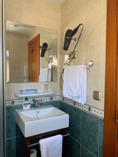 Bathroom 4, Hotel Alameda Malaga, Málaga