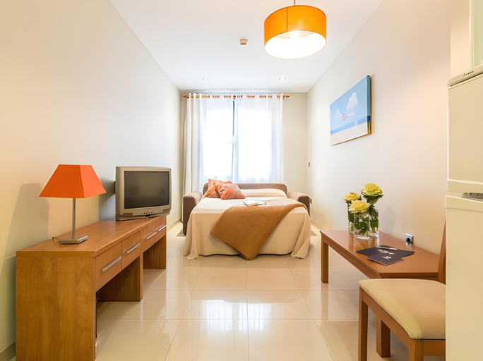Bedroom 3, Hotel Traina, Murcia