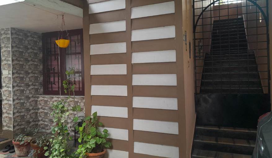 Others 4, 2BHK Residence - Prime Location - Entire House, Ernakulam