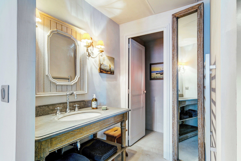 Bathroom 4, Studio de Charme-1br-2p- in the Heart of Cannes, Alpes-Maritimes