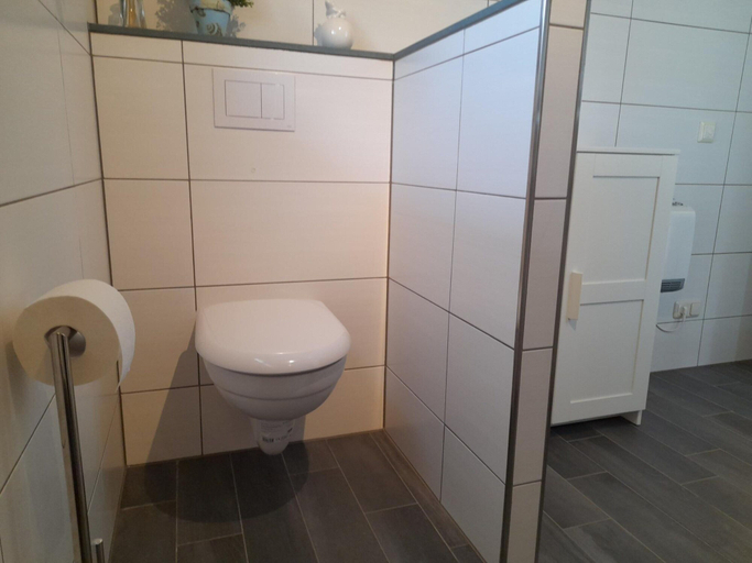 Bathroom 4, Ferienhaus im Ferienpark Mueritz, Mecklenburgische Seenplatte