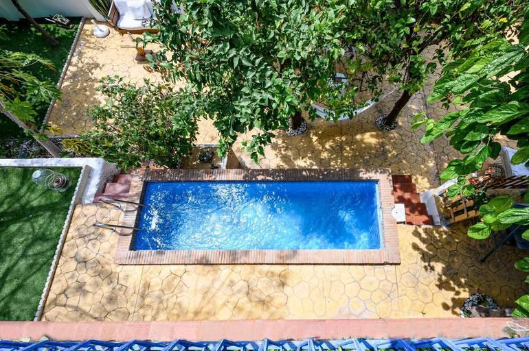 Sport & Beauty 4, Blue Castle GuestHouse, Málaga