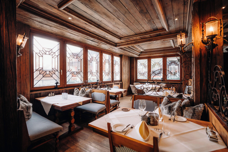 Food & Drinks 5, Navigare Resorts, Visp