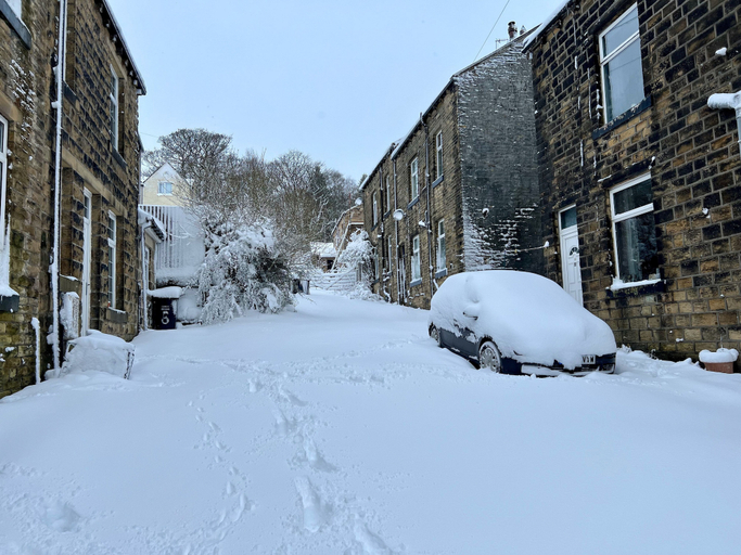 Street view 5, Charming 1880S 2Bd Haworth Home, Bradford