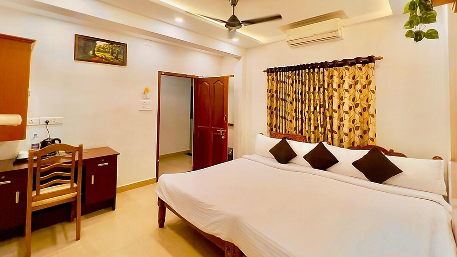 Bedroom 2, Thayamkery's Royal inn, Ernakulam