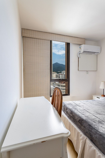 Bedroom 3, (1006) Apartamento com 2 Suítes e Vista para o Cristo, Rio de Janeiro
