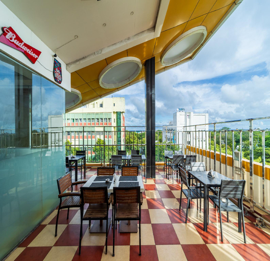 Food & Drinks 5, Hotel Sun Park, Puducherry
