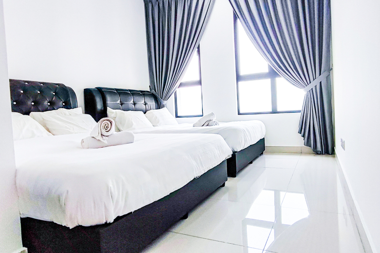 Others 3, Double Storey Pool at Trio Setia by HCK, Klang