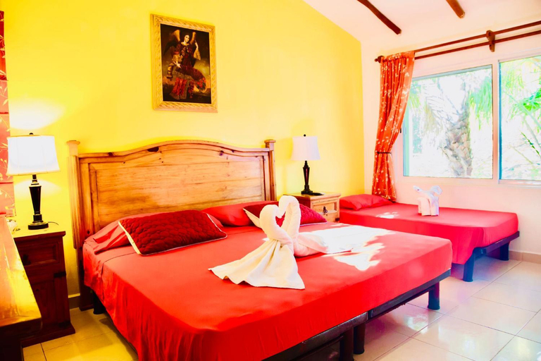 Others 2, Playacar - Executive Budget Room With Swimming Pool Air Conditioning and Parking, Cozumel