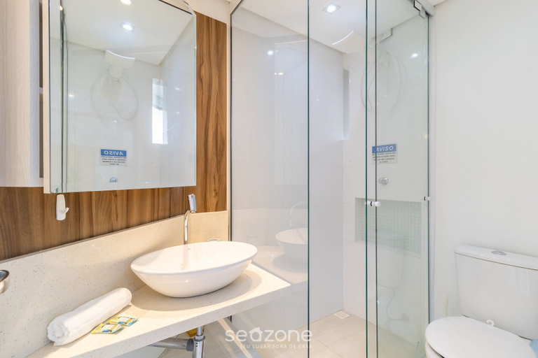 Bathroom, Apartment 400m From Jurere Beach Cds0401, Florianopolis