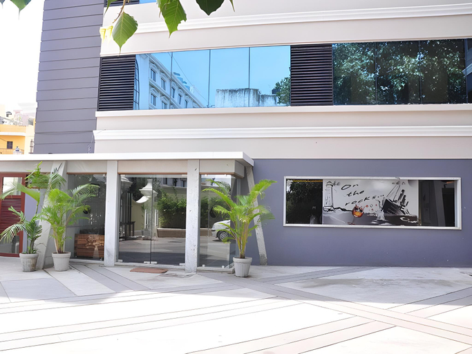 Exterior & Views 1, RKN Hotel, Viluppuram