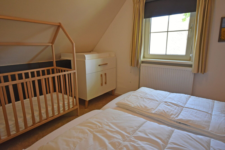 Room 2, Villa Close to Forest, Beach and sea, Zijpe