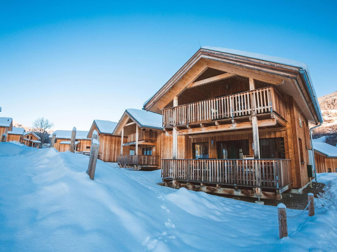 Exterior & Views 2, Appealing Chalet in the ski Area, Murau