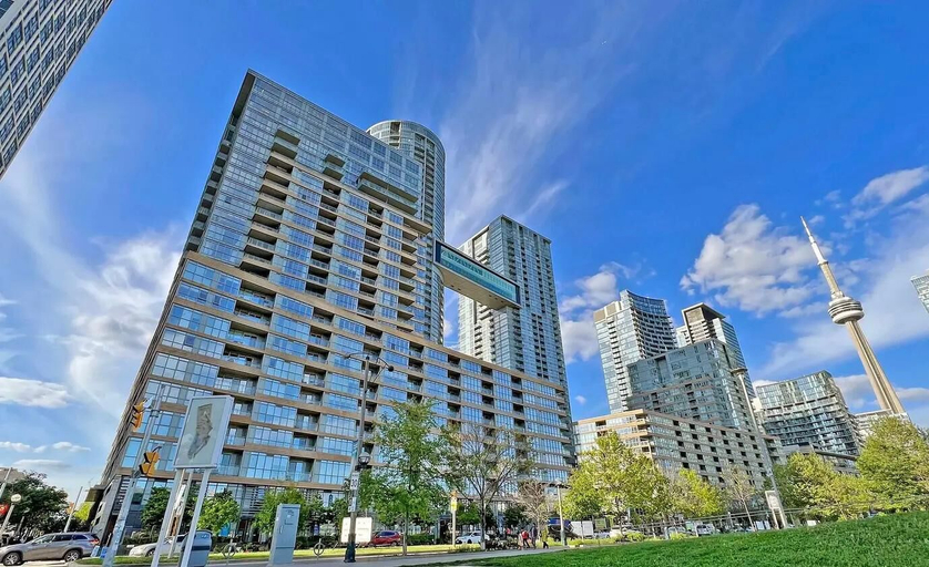 Exterior & Views, Forma serviced suites, Toronto