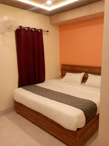 Bedroom 1, Goroomgo GP Lake View Mall Road Nainital – Near Naina Devi Temple, Nainital