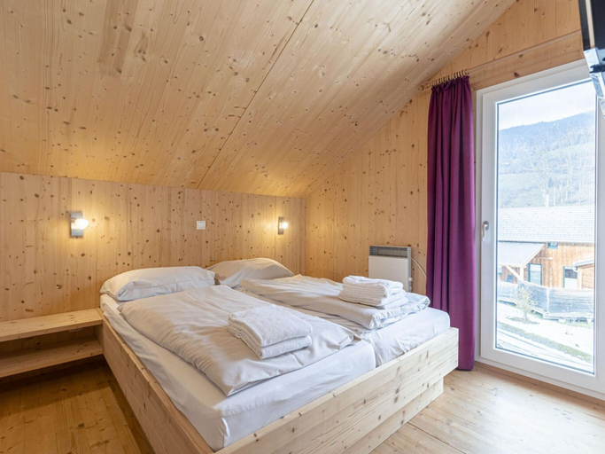 Bedroom 4, Lush Chalet With hot tub, Murau