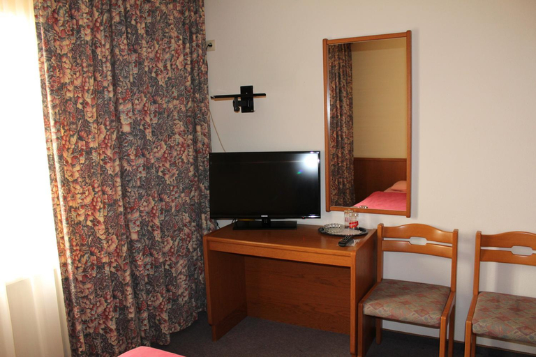 Bedroom 2, Hotel de Foetz, Esch-sur-Alzette