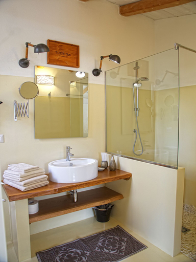 Bathroom 4, Luna & Limoni Country, Cagliari