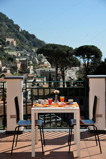 Others 4, B&B Valenti, Salerno