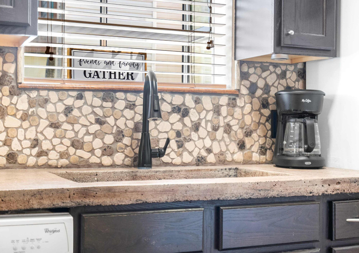 Others 4, Cozy Timbers Charming Condo for 6 With Resort-style Amenities, Stone