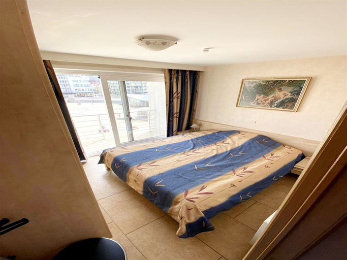 Others 4, Apartment in Middelkerke With Sea View, West-Vlaanderen