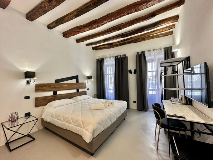 Bedroom 4, C&O Savoia Deluxe Rooms, Cagliari